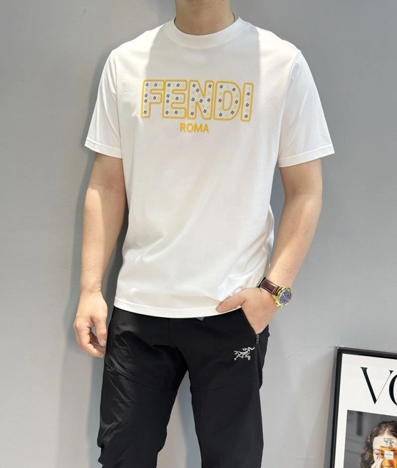 Vibrant Fendi T-Shirts 121454