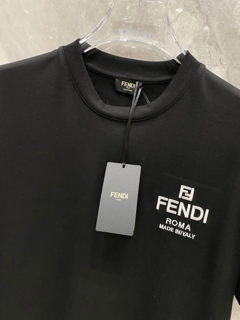Fendi T-Shirts Lightweight 121461