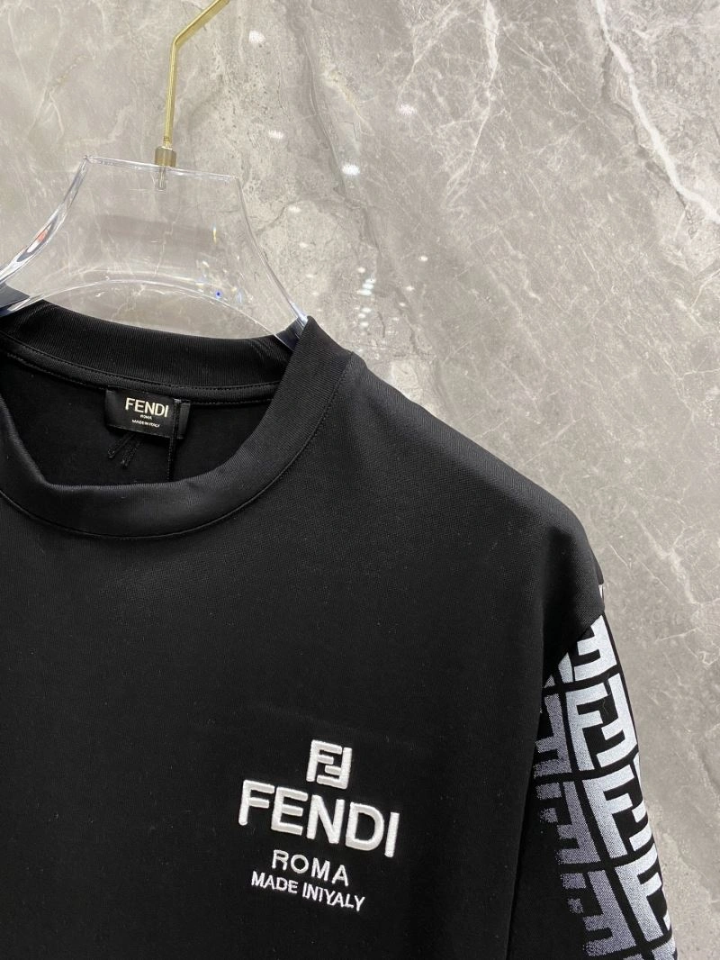 Fendi T-Shirts Lightweight 121461