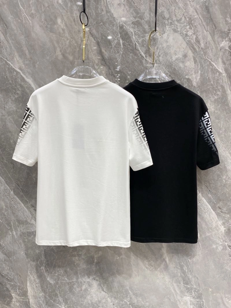 Fendi T-Shirts Lightweight 121461