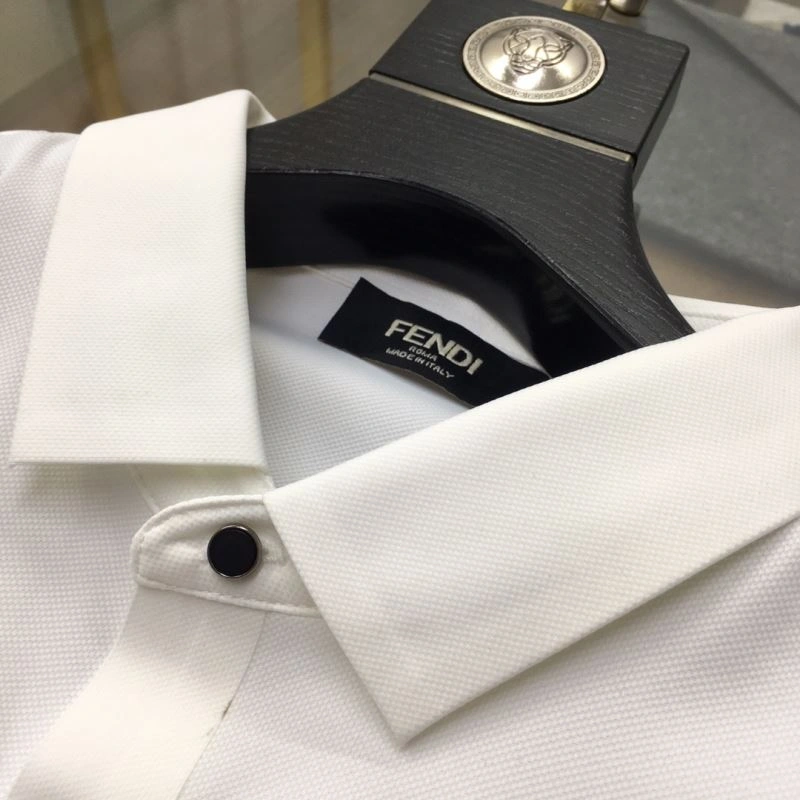 Fendi T-Shirts Resilient 121467