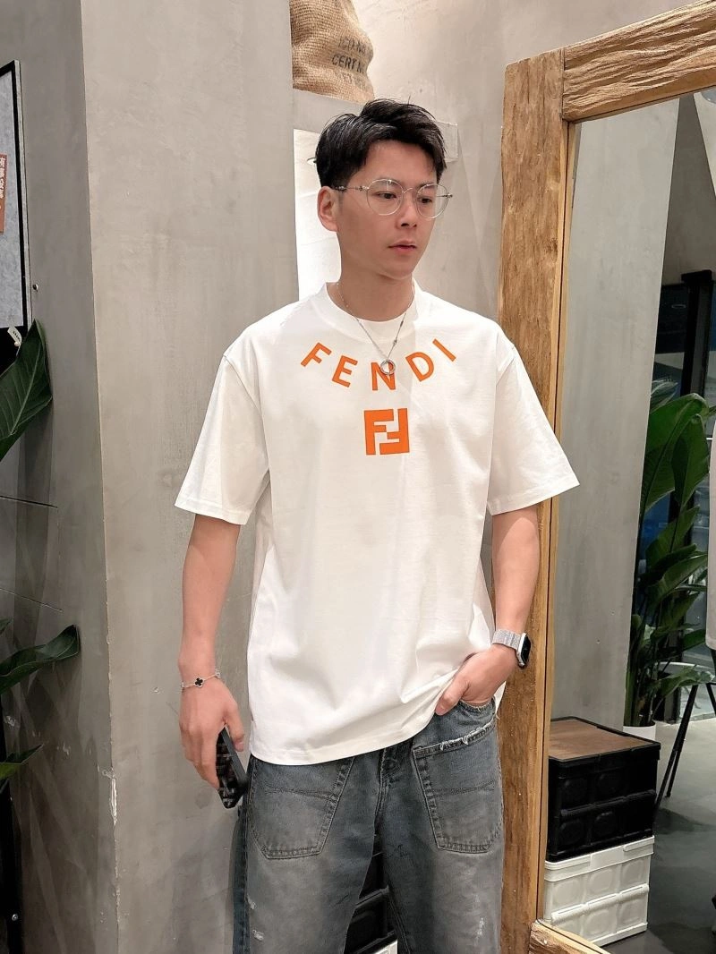 Vibrant Fendi T-Shirts 121471