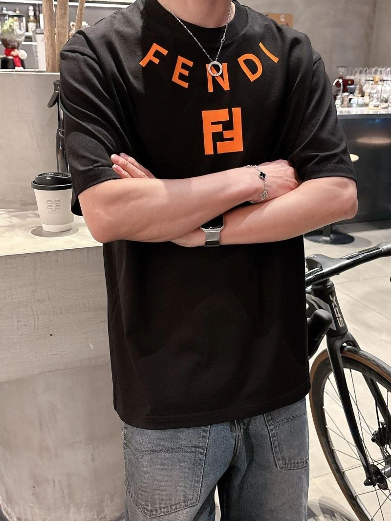 Stretchable Fendi T-Shirts 121468