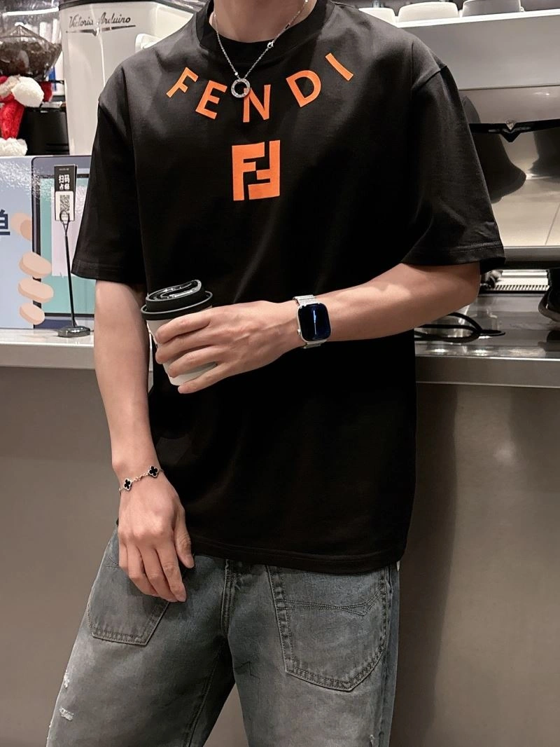 Stretchable Fendi T-Shirts 121468