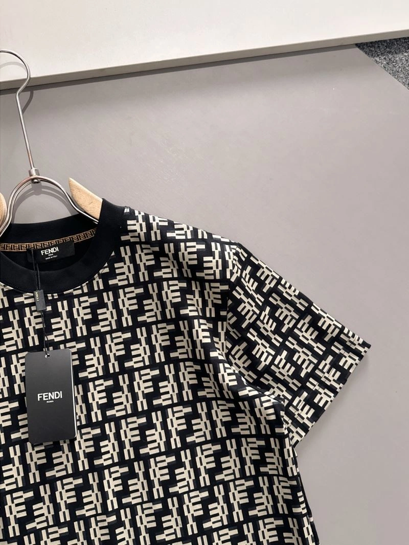 Fendi T-Shirts Functional 121456