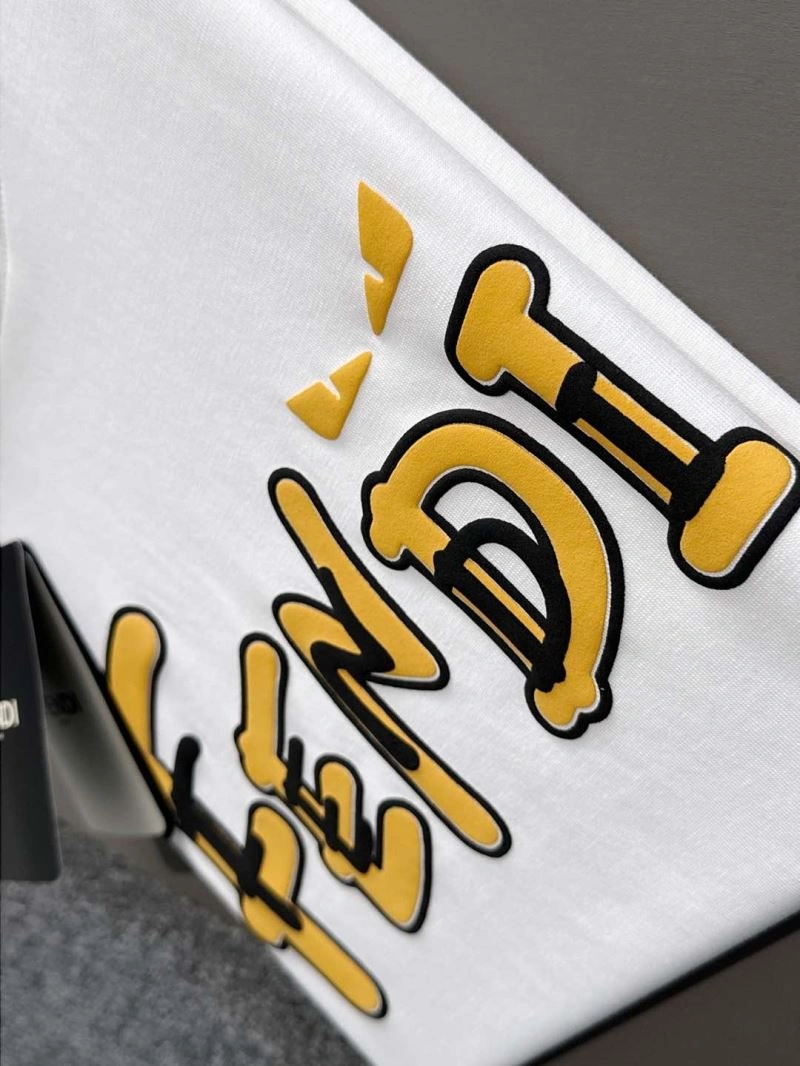 Fendi T-Shirts Classic 121457