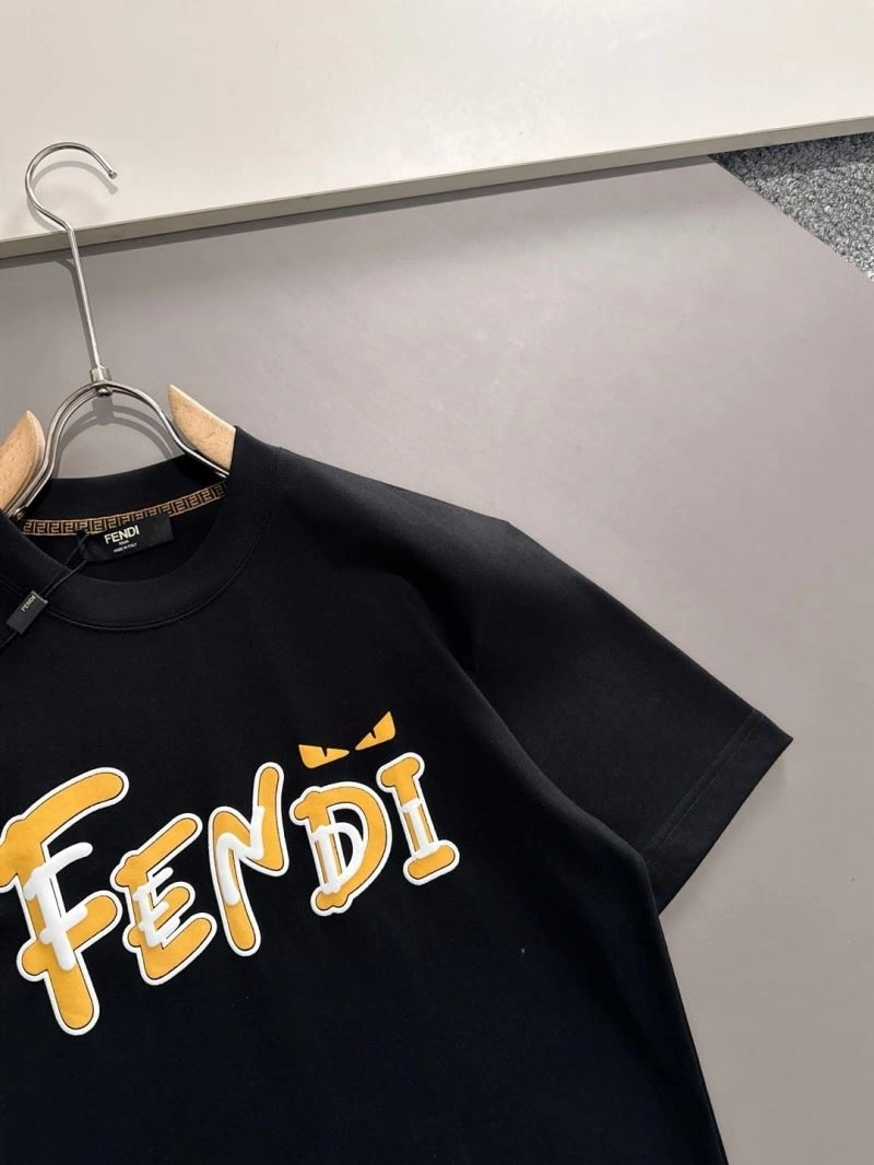 Fendi T-Shirts Breathable 121440