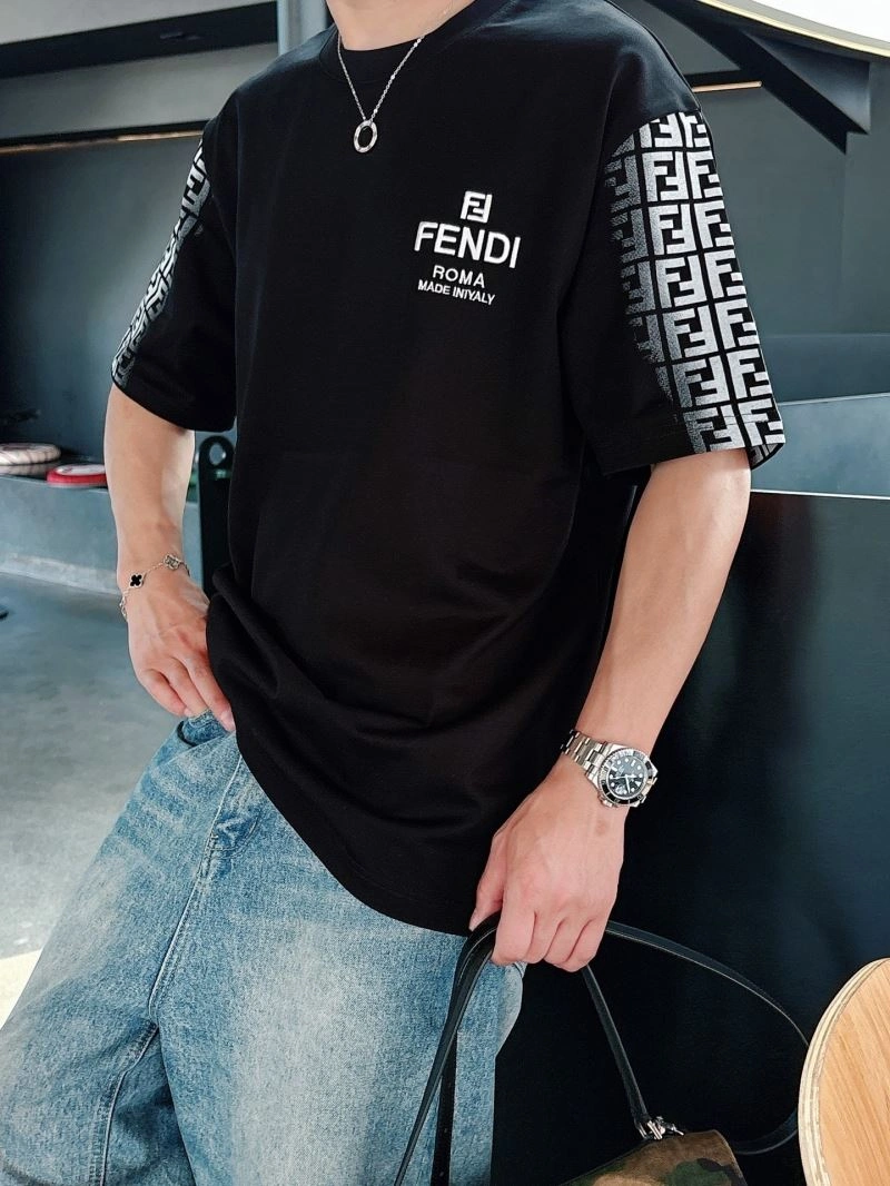 Fendi T-Shirts Compact 121437