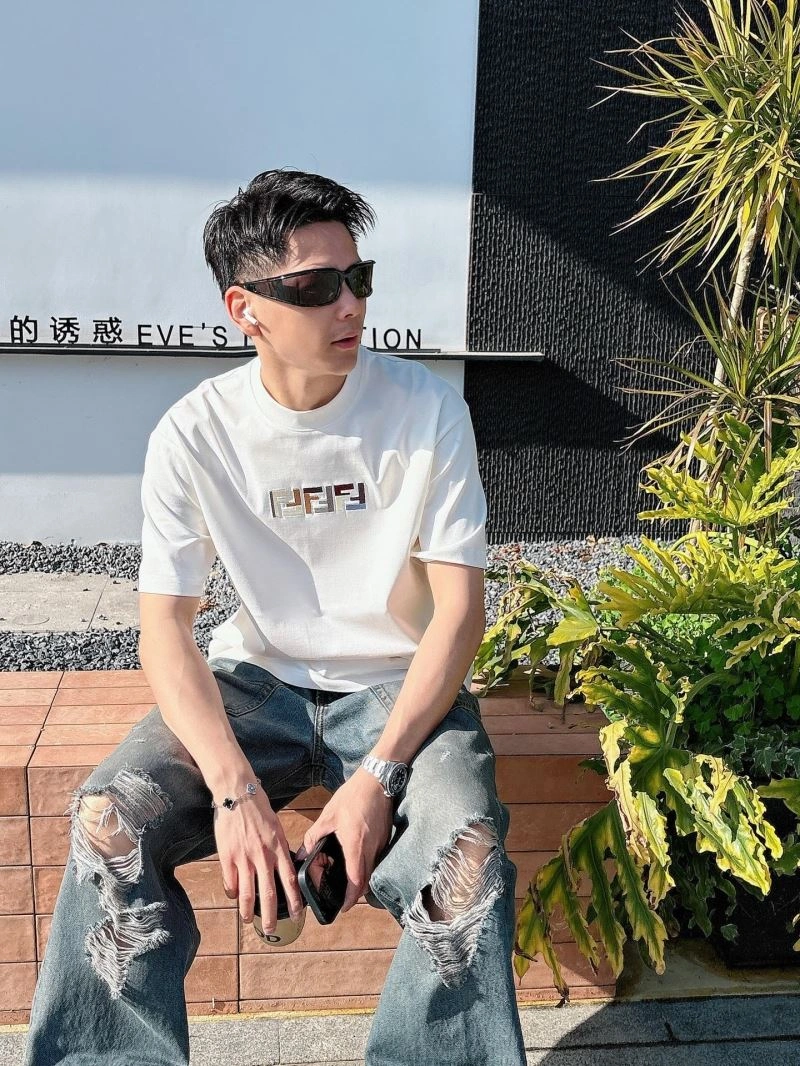 Durable Fendi T-Shirts 121434