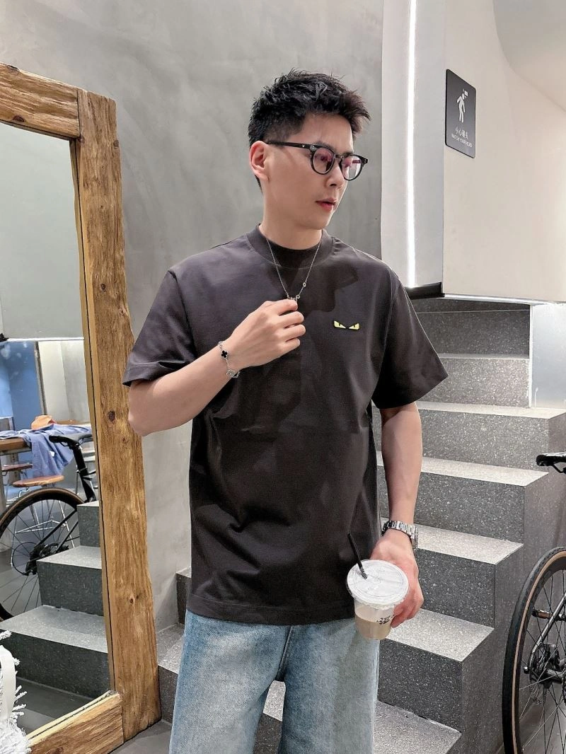 Fendi T-Shirts Breathable 121431