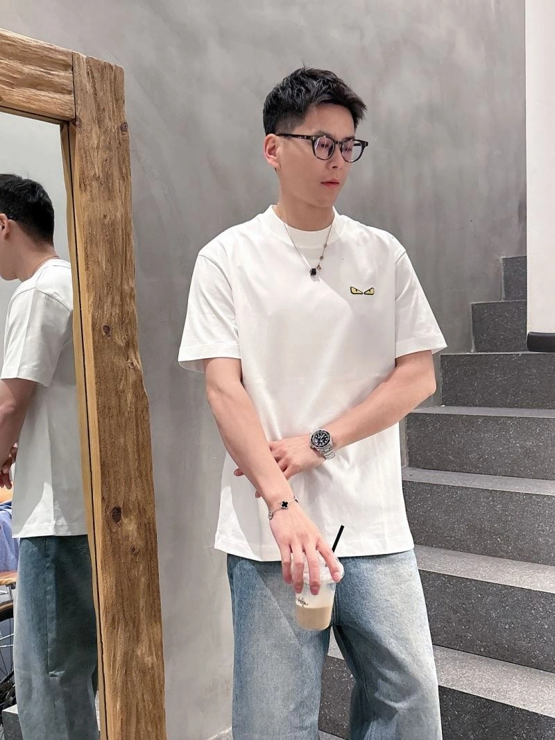 Lightweight Fendi T-Shirts 121415