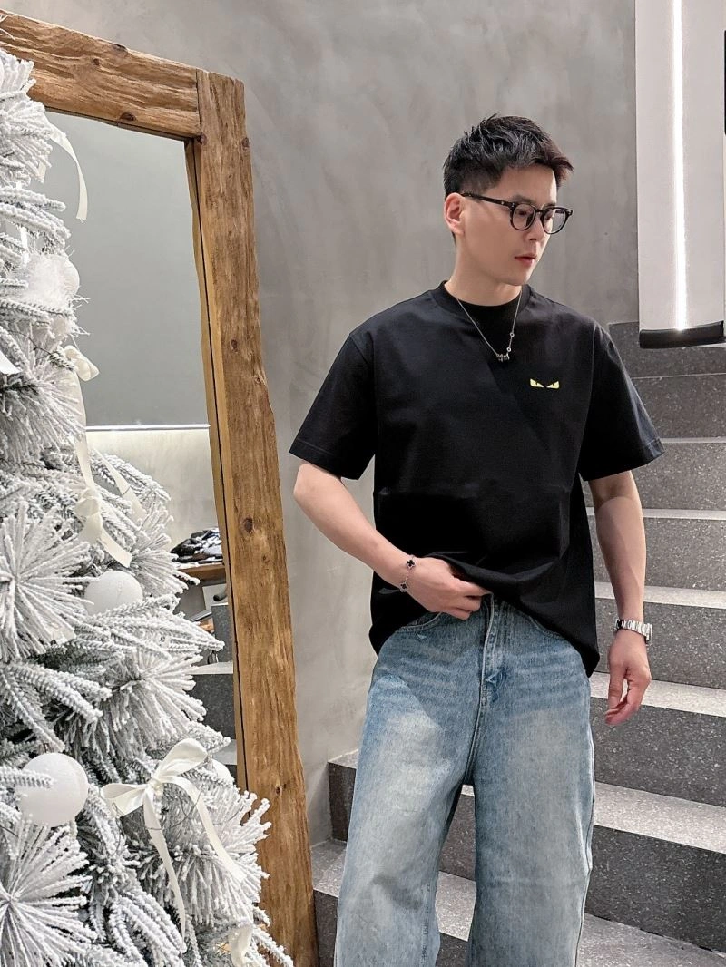Lightweight Fendi T-Shirts 121428