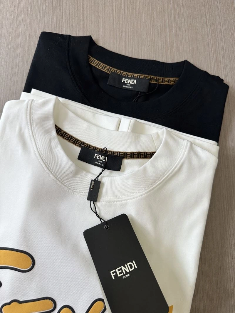 Fendi T-Shirts ComfortFit 121423