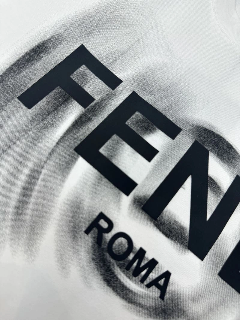 Functional Fendi T-Shirts 121417
