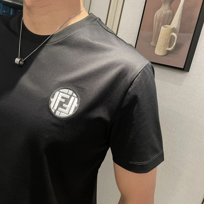 Fendi T-Shirts TimelessDesign 121414