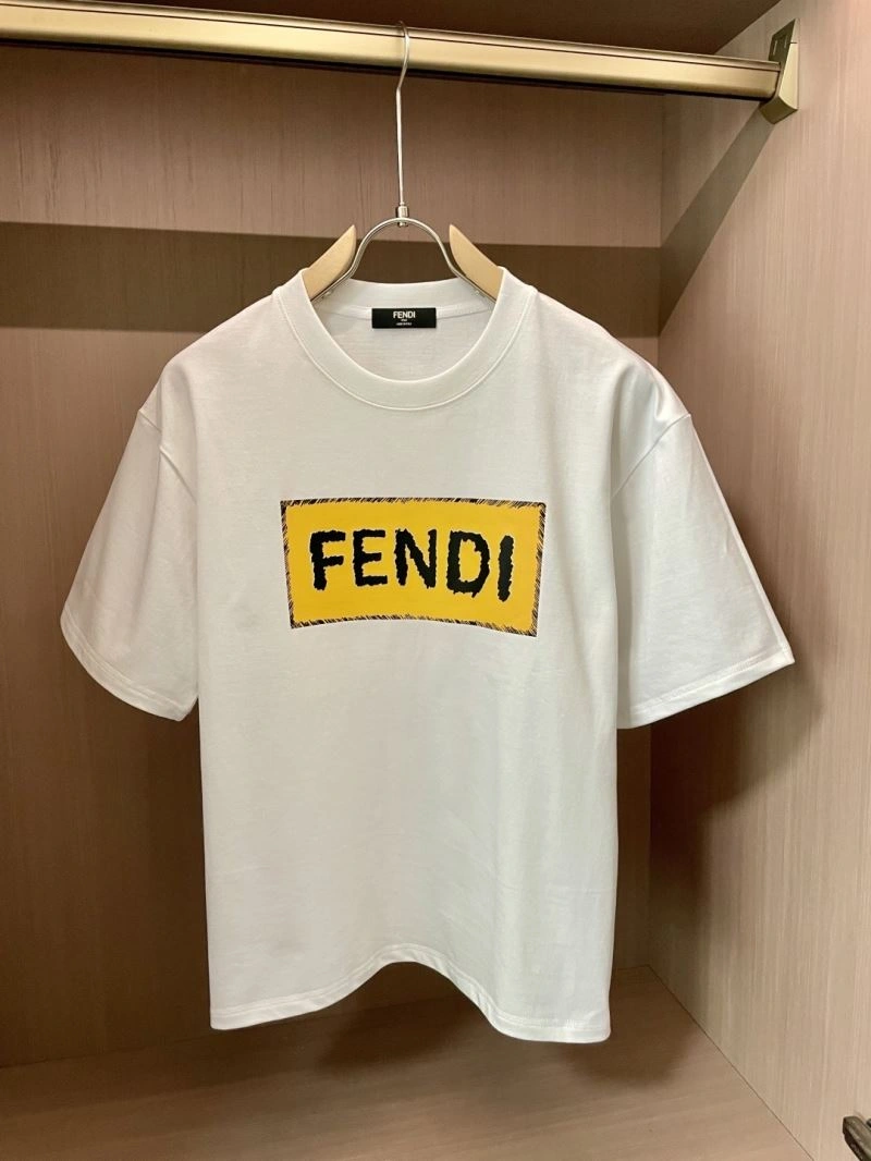Compact Fendi T-Shirts 121416