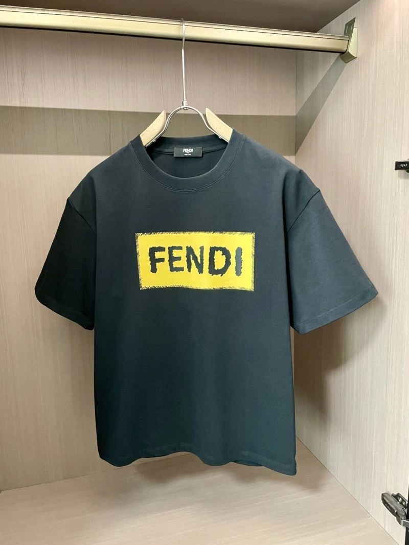Compact Fendi T-Shirts 121416