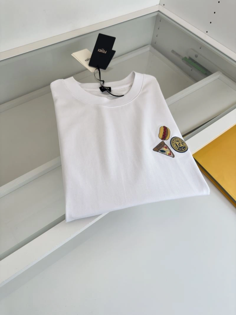 Comfortable Fendi T-Shirts 121422