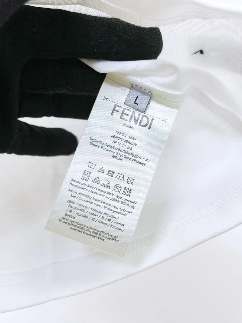 Fendi T-Shirts Premium 121396