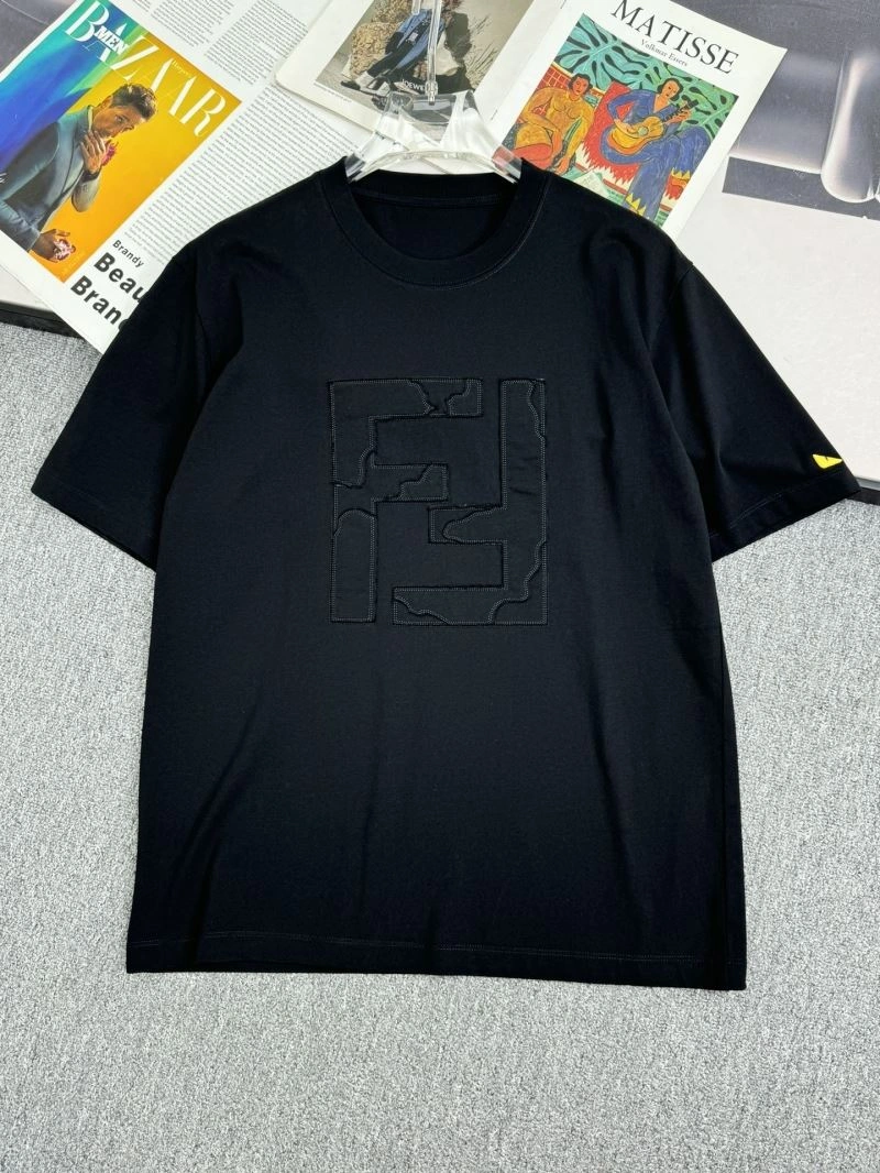 Fendi T-Shirts Elegant 121394