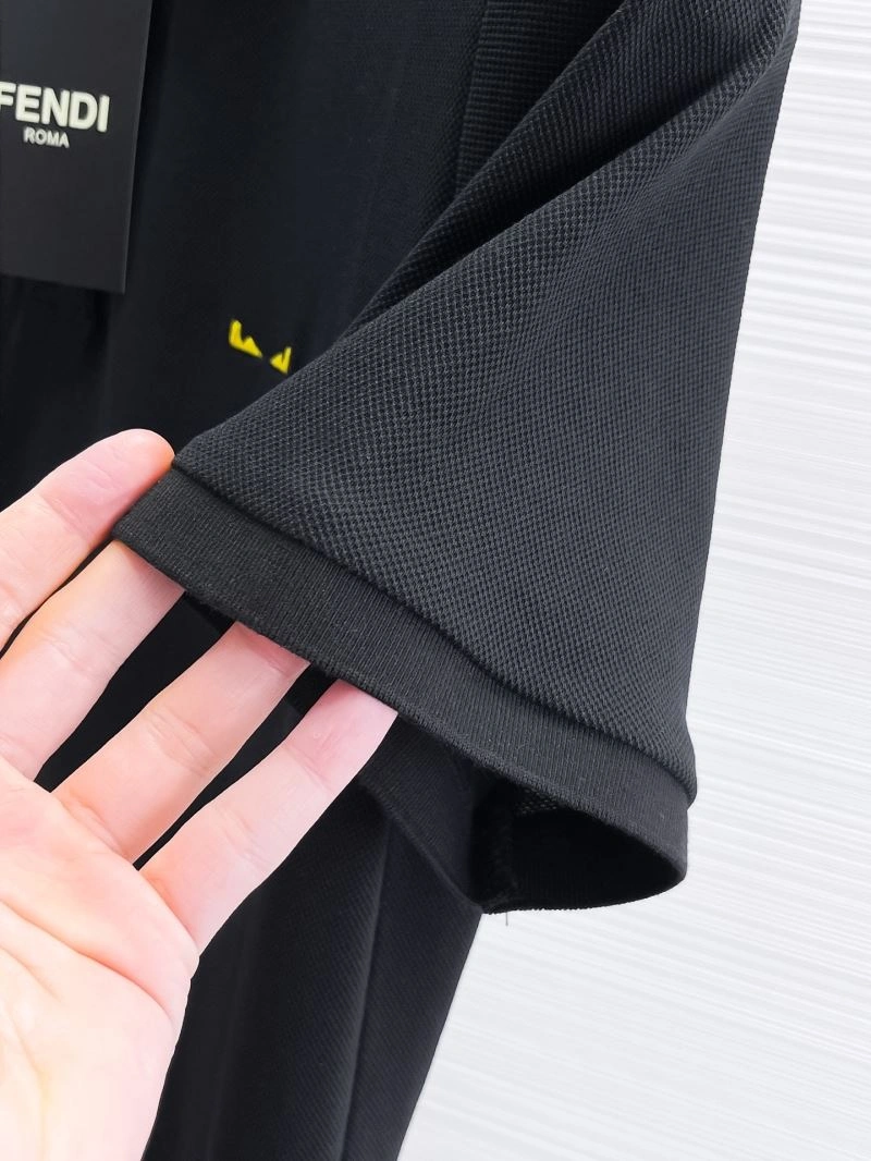 Fendi T-Shirts Unisex 121359