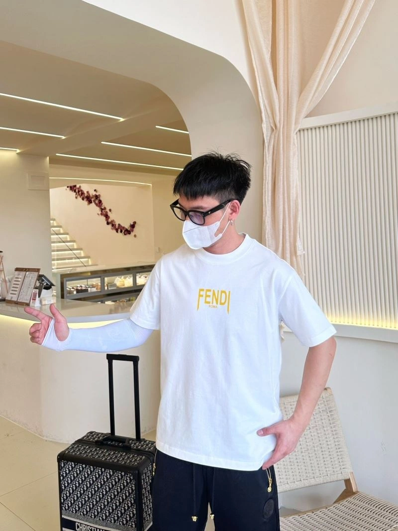 Fashionable Fendi T-Shirts 121370