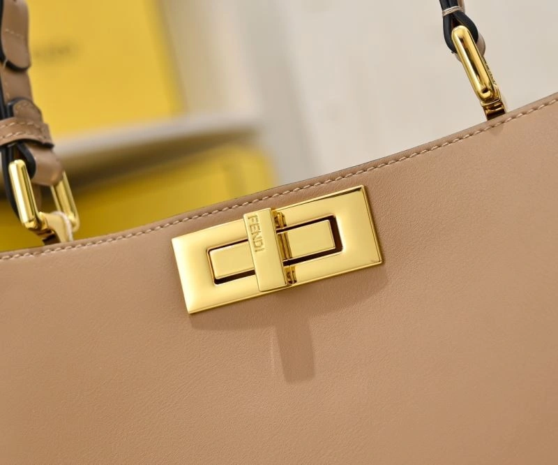 Fendi Top Handle Bags Minimalist 85116