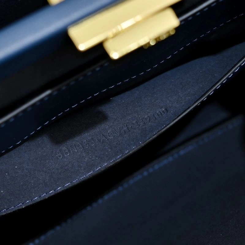 Durable Fendi Top Handle Bags 85113