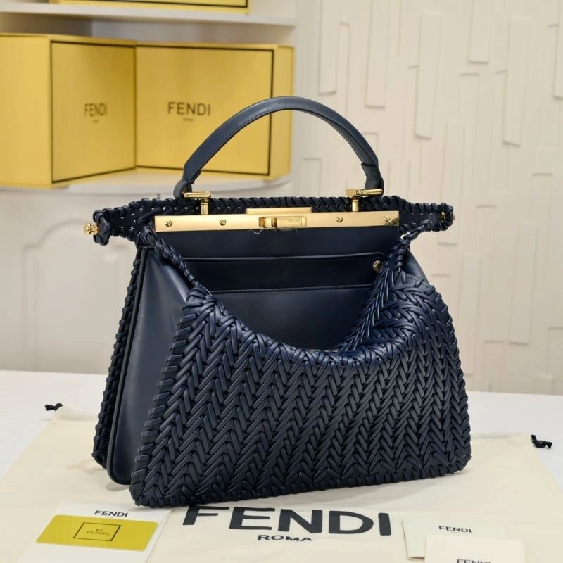 Functional Fendi Top Handle Bags 85160