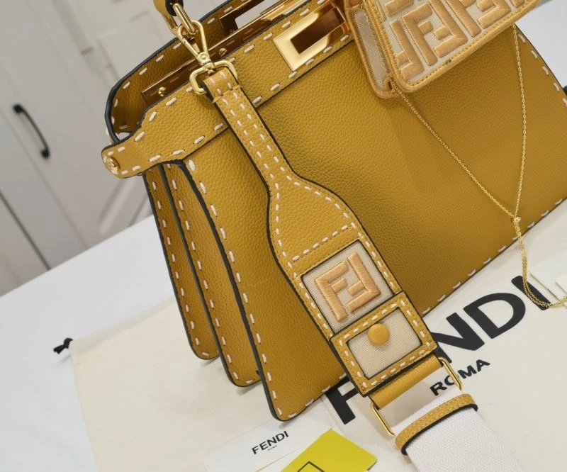 Reliable Fendi Top Handle Bags 85071