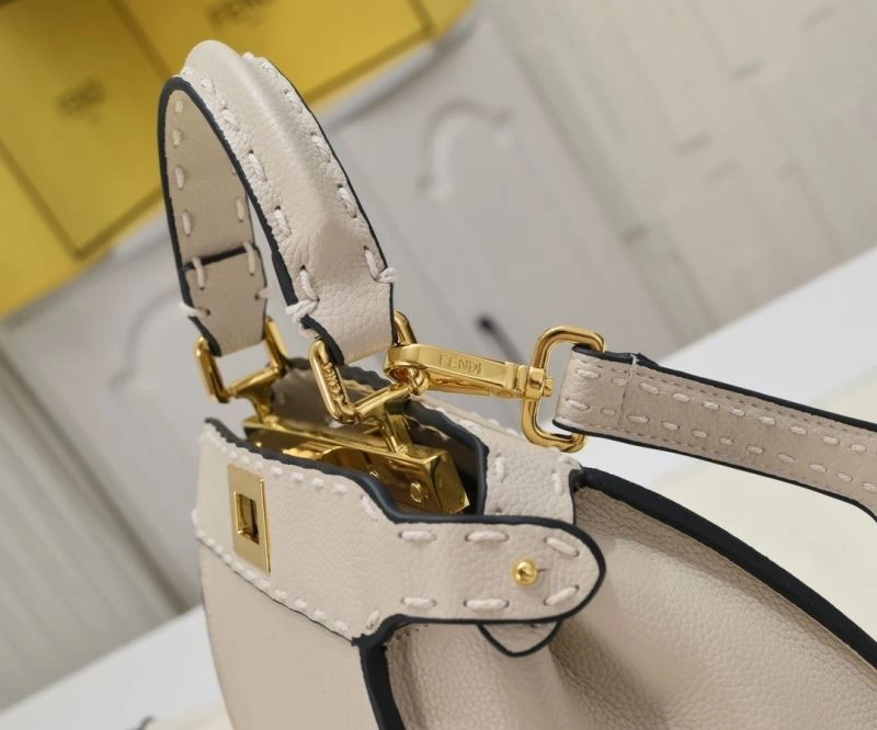 Thermal Fendi Top Handle Bags 85065