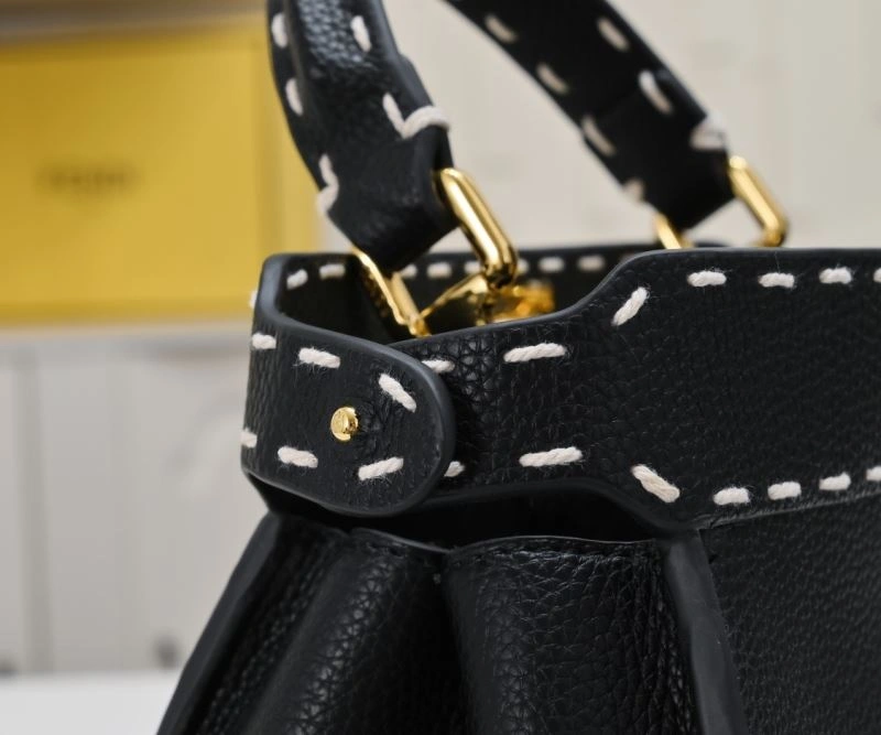 Reliable Fendi Top Handle Bags 85103