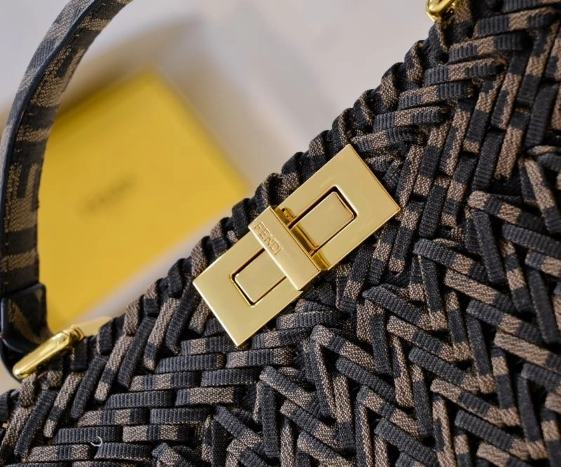 Thermal Fendi Top Handle Bags 85058