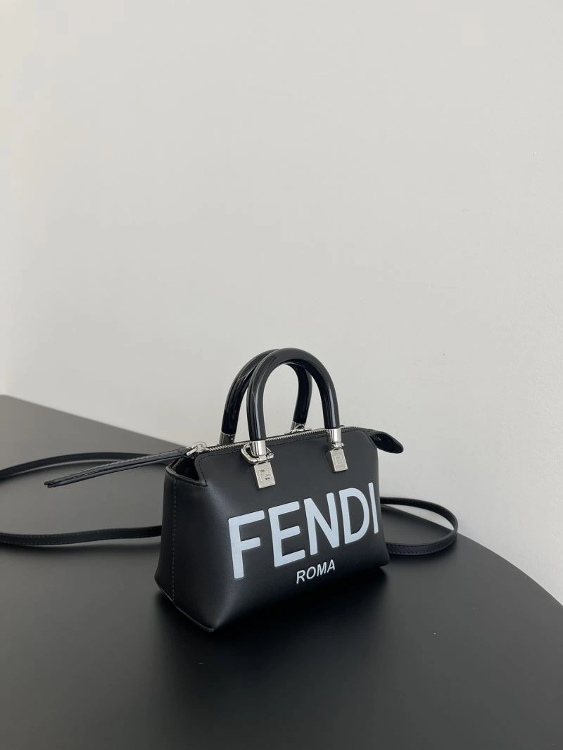 Functional Fendi Top Handle Bags 78250