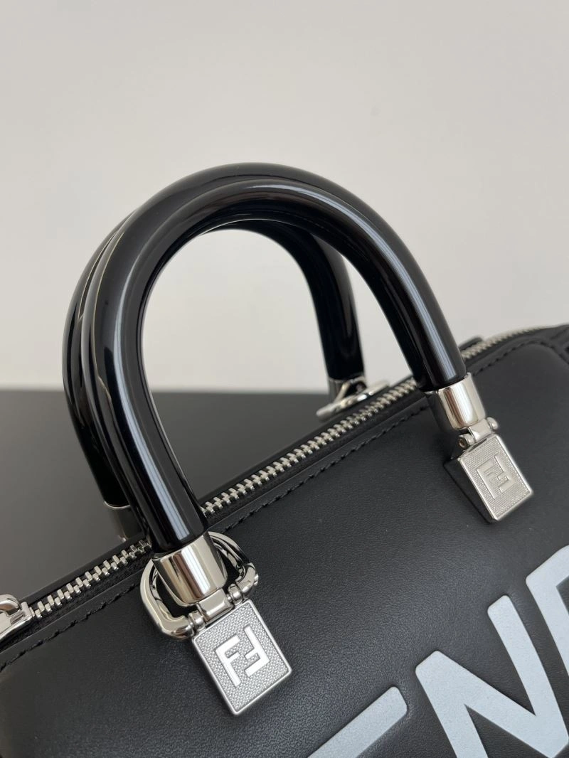Functional Fendi Top Handle Bags 78250