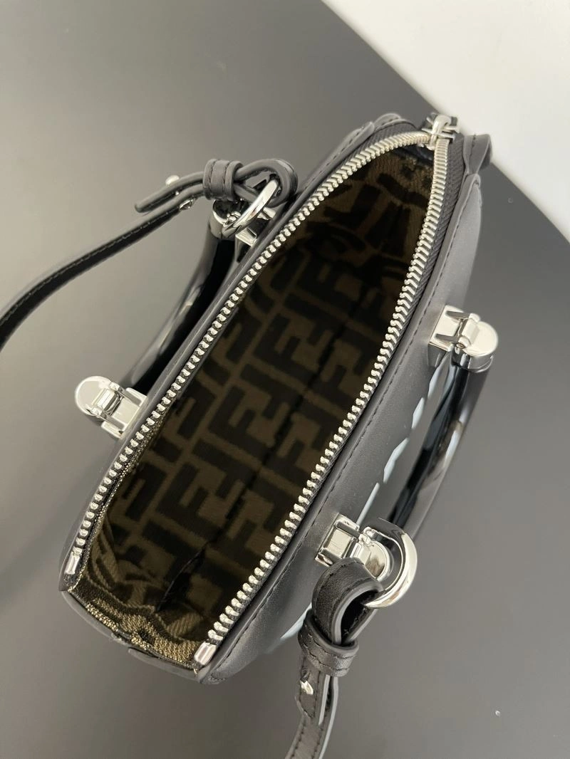 Functional Fendi Top Handle Bags 78250