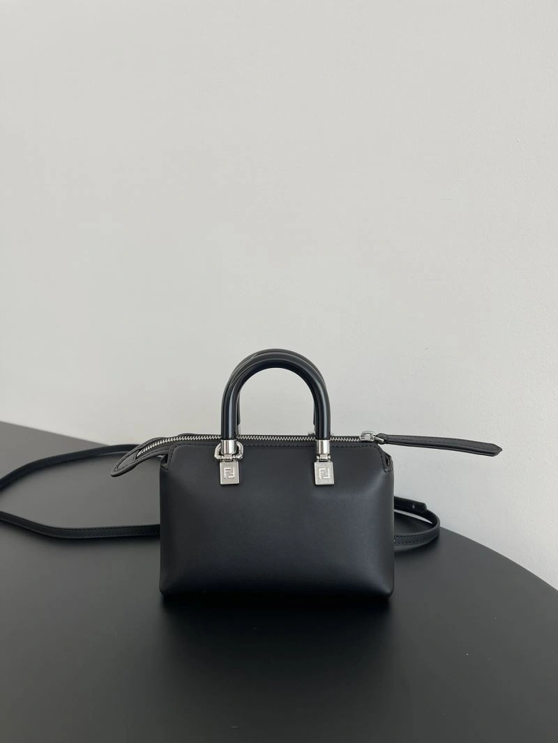 Functional Fendi Top Handle Bags 78250