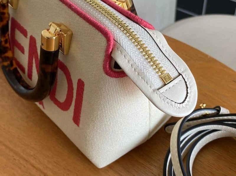 AllSeason Fendi Top Handle Bags 78253