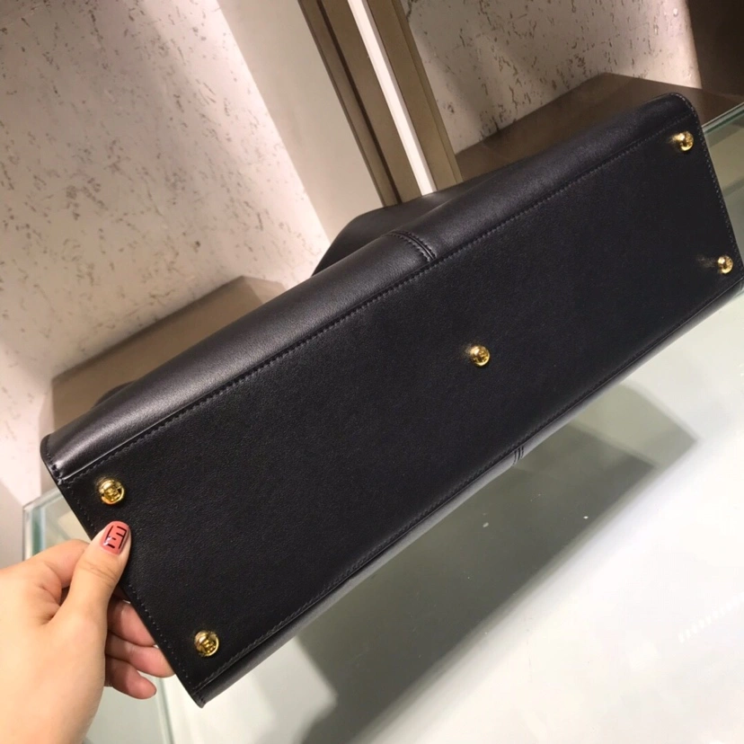 Fendi Top Handle Bags Breathable 76653