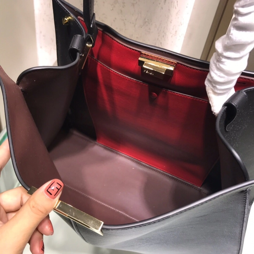 Fendi Top Handle Bags Breathable 76653