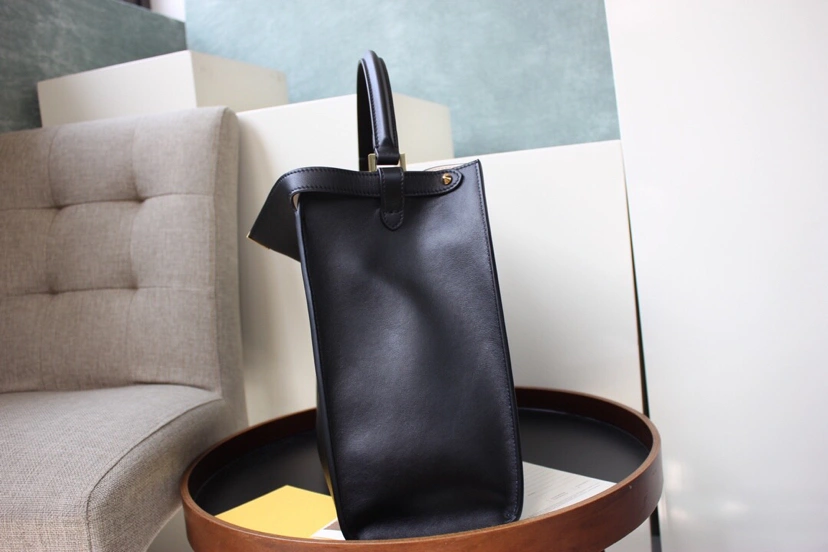 Fendi Top Handle Bags EasyMatch 76646