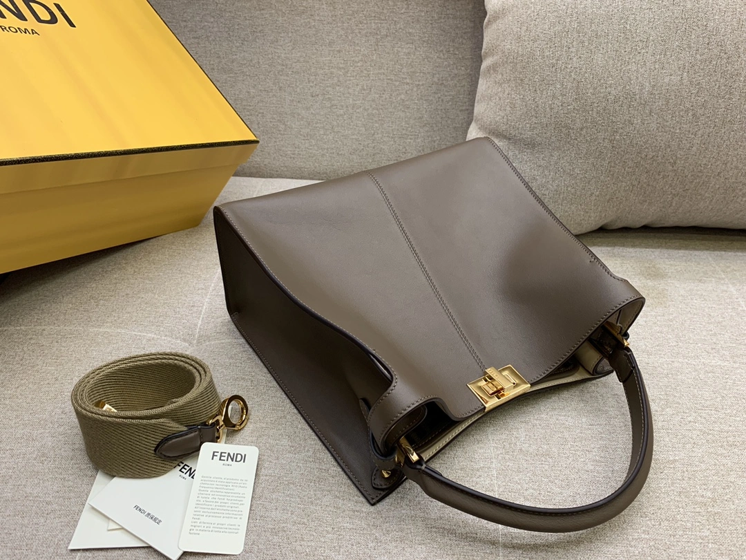 Fendi Top Handle Bags MultiPurpose 76647
