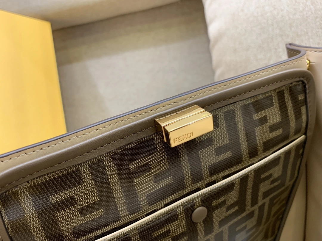 Fendi Top Handle Bags MultiPurpose 76647