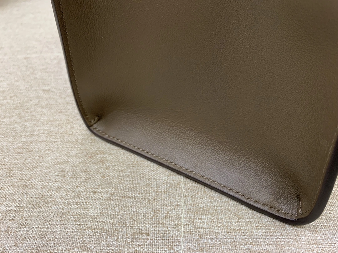 Fendi Top Handle Bags MultiPurpose 76647