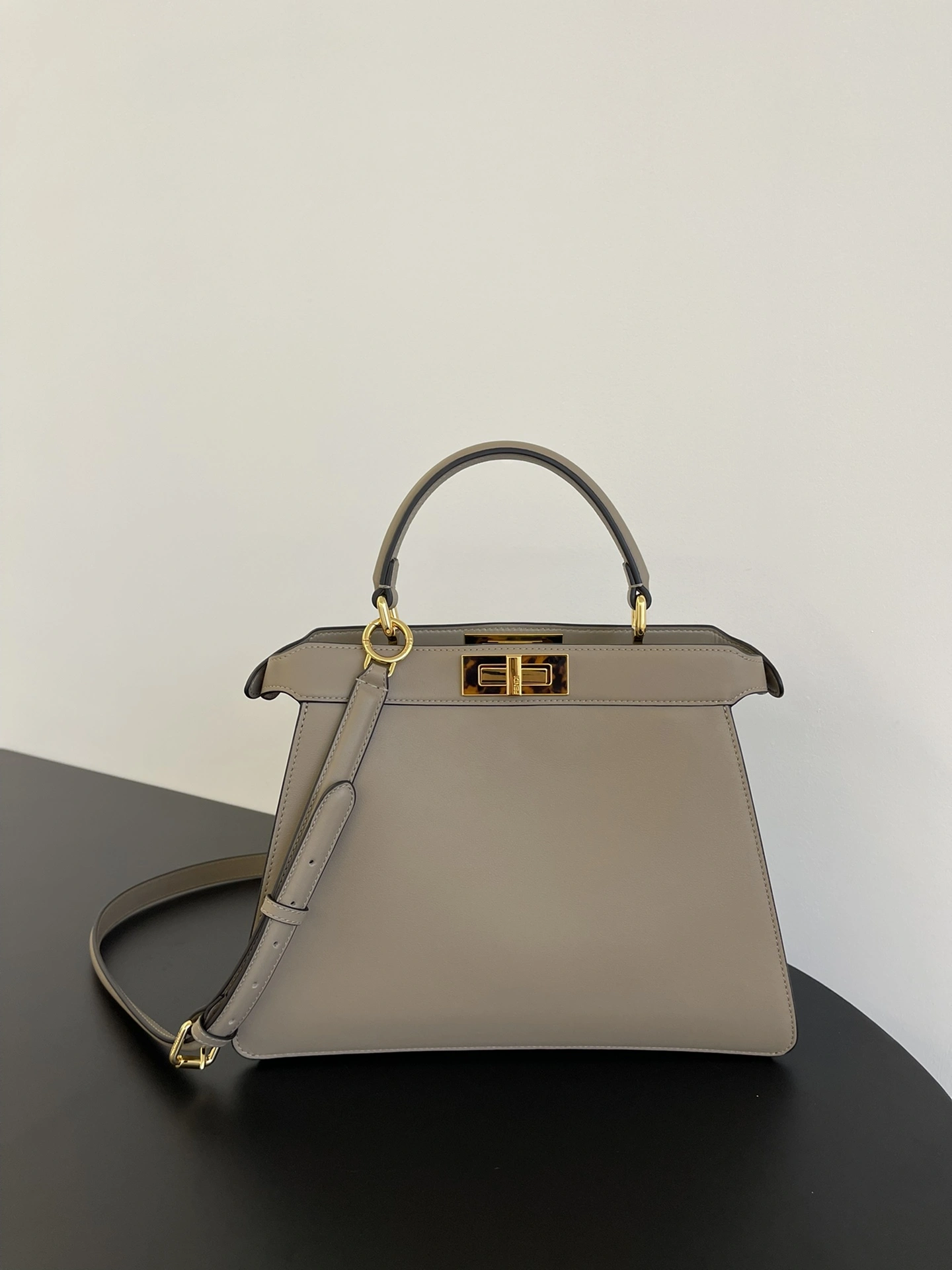 Fendi Top Handle Bags HighPerformance 76643