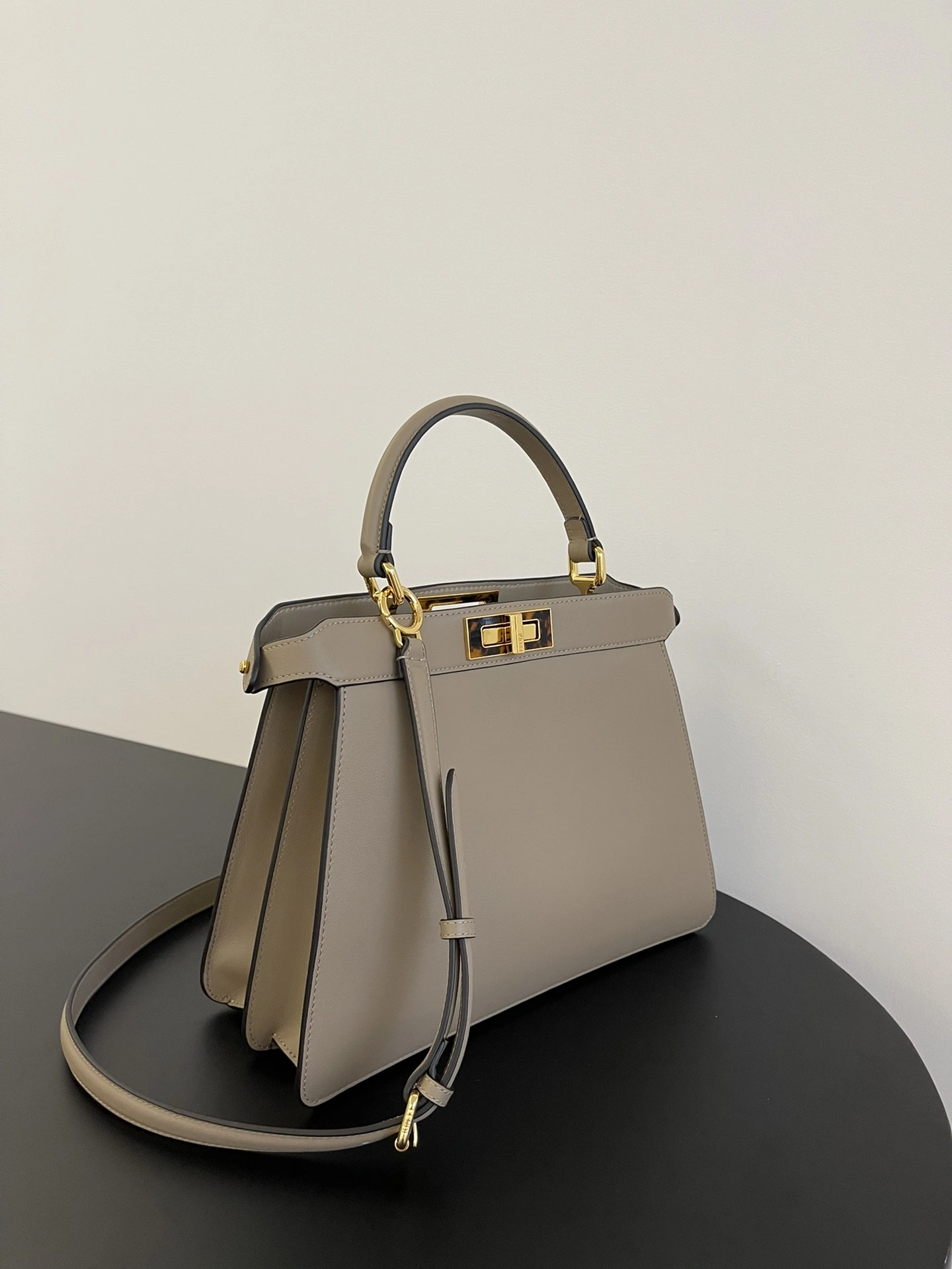 Fendi Top Handle Bags HighPerformance 76643