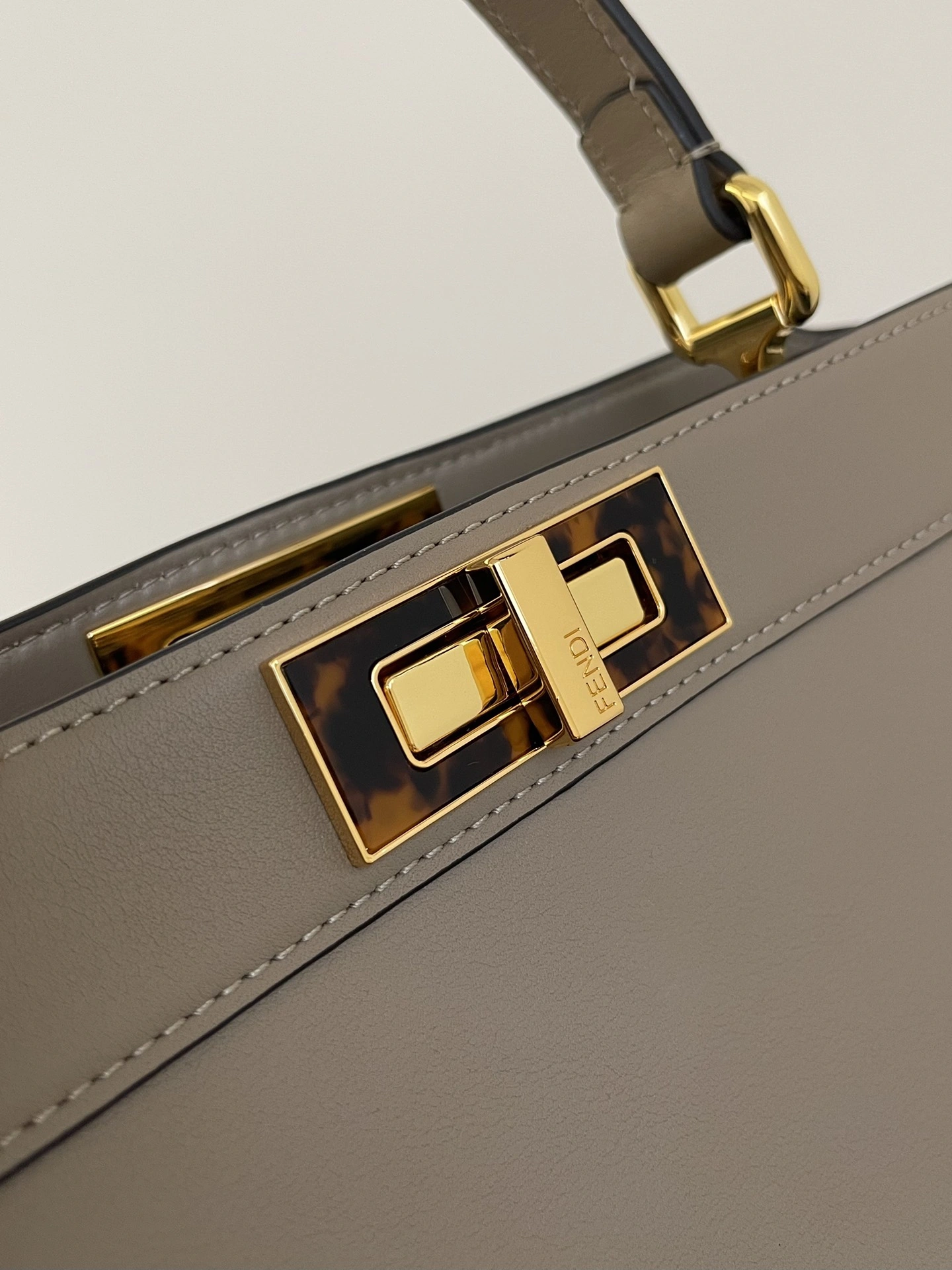 Fendi Top Handle Bags HighPerformance 76643