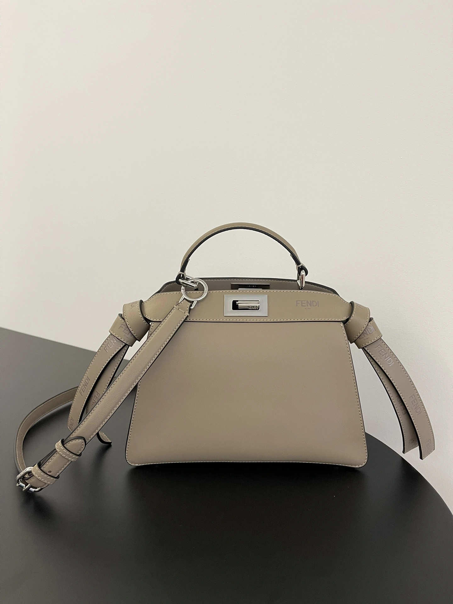 Fendi Top Handle Bags Bright 76638