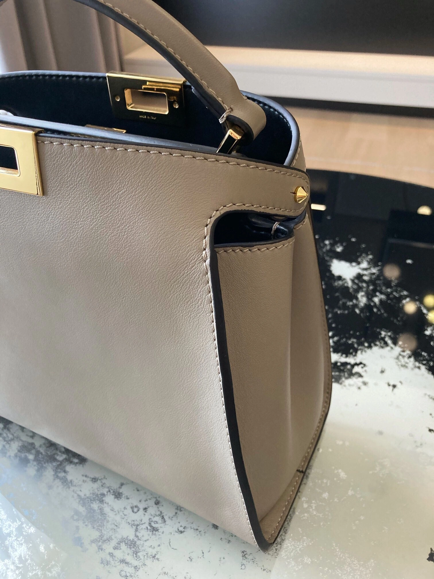 Fendi Top Handle Bags Seasonal 76637
