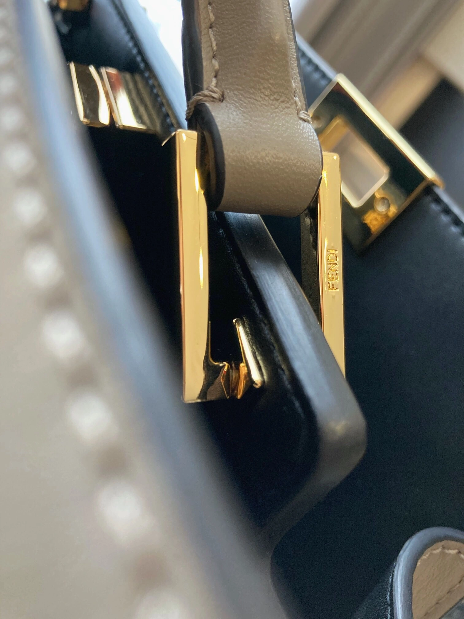 Fendi Top Handle Bags Seasonal 76637